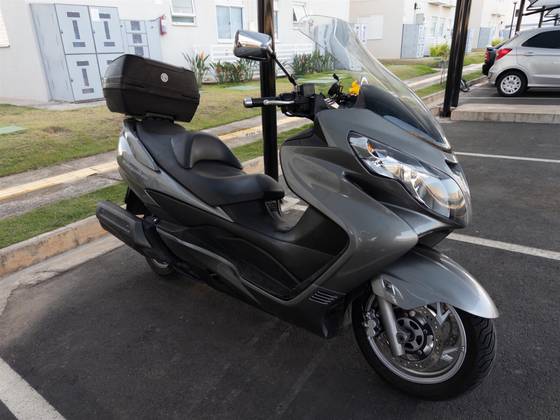 SUZUKI BURGMAN 400 SUZUKI BURGMAN 400